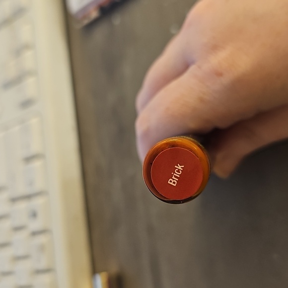 SeneGence LipSense Brick - Picture 2 of 2